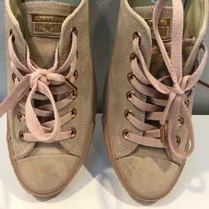 Converse rose gold suede tennis shoes